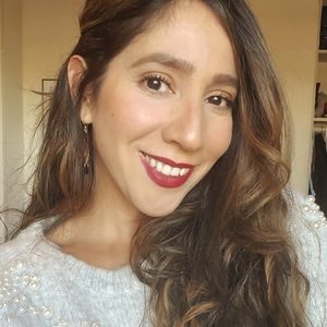 Meet your Posher, Elizabeth